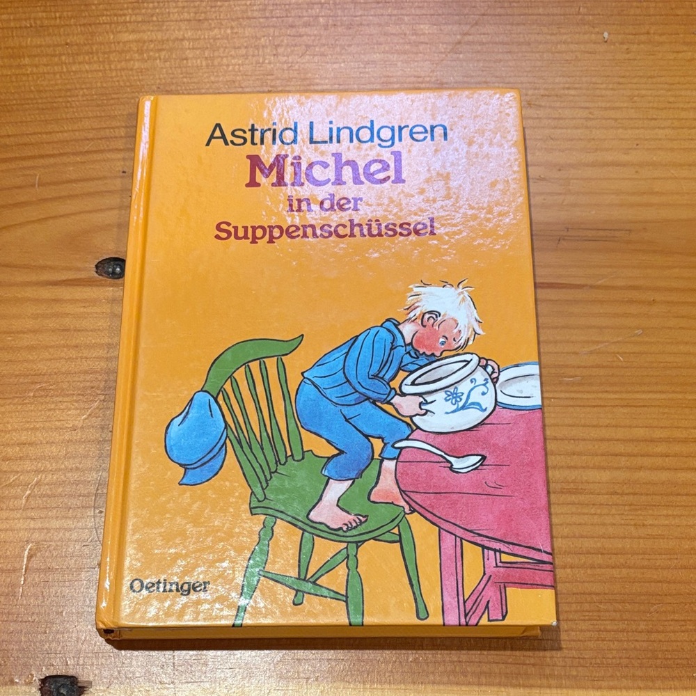 German Language MICHEL IN DER SUPPENSCHUSSEL by Astrid Lindgren HC 1997
